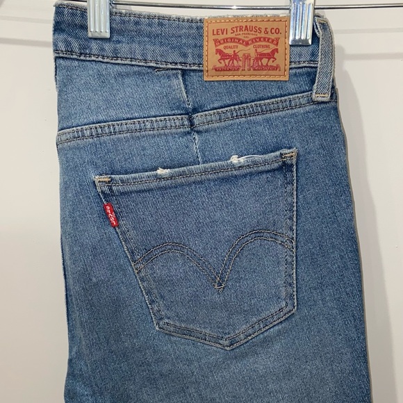 Levi Jeans - Picture 1 of 5